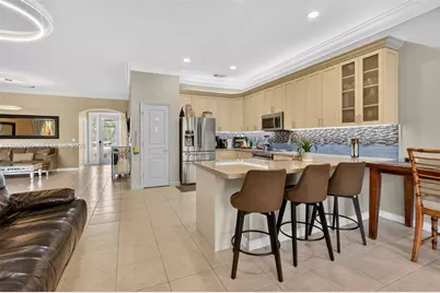 10701 SW Waterway Ln, Port Saint Lucie, FL 34987 - Photo 13