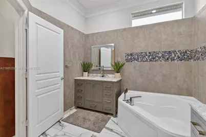 10701 SW Waterway Ln, Port Saint Lucie, FL 34987 - Photo 27