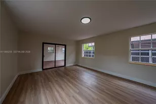 370 Flagami Blvd, Miami, FL 33144 - Photo 9