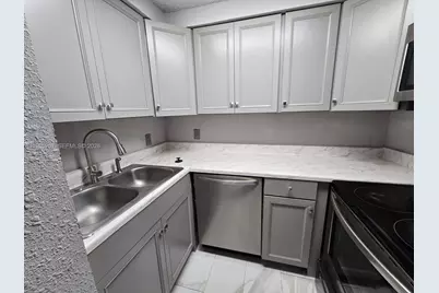 6627 Winfield Blvd #102-C, Margate, FL 33063 - Photo 11