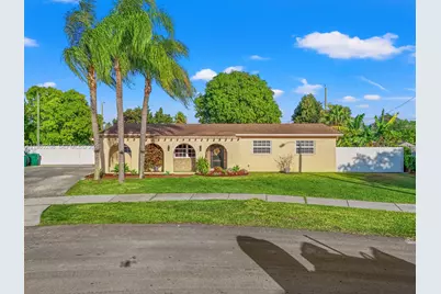 3605 SW 122nd Pl, Miami, FL 33175 - Photo 3