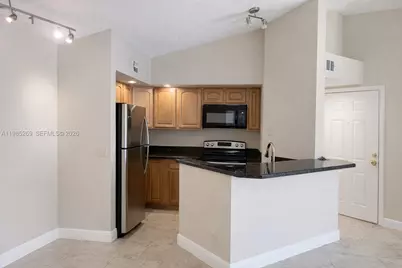 3410 N Pinewalk Dr N #827, Margate, FL 33063 - Photo 3