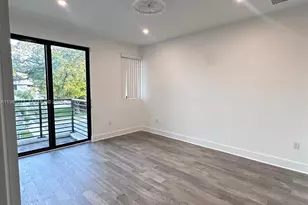 5481 W Oak Wy, Dania Beach, FL 33314 - Photo 17