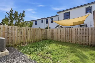 28702 SW 133rd Ct #28702, Homestead, FL 33033 - Photo 17