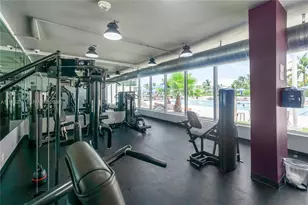 100 Lincoln Rd, Miami Beach, FL 33139 - Photo 17
