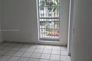 1051 SW 1st St, Miami, FL 33130 - Photo 5