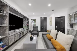 7852 NW 116 Pl, Doral, FL 33178 - Photo 7