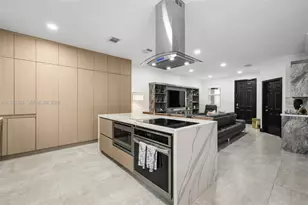 7852 NW 116 Pl, Doral, FL 33178 - Photo 15