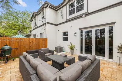 7852 NW 116th Pl, Doral, FL 33178 - Photo 33