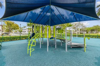 7852 NW 116th Pl, Doral, FL 33178 - Photo 35