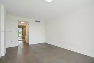 200 Ocean Dr, Miami Beach, FL 33139 - Photo 23