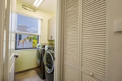 9602 W 35th Ln #0, Hialeah, FL 33018 - Photo 25