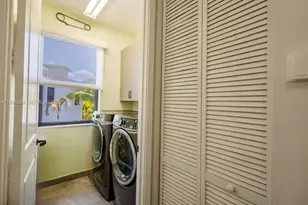 9602 W 35th Ln, Hialeah, FL 33018 - Photo 25