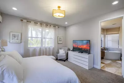 9602 W 35th Ln #0, Hialeah, FL 33018 - Photo 15