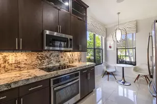 9602 W 35th Ln, Hialeah, FL 33018 - Photo 29