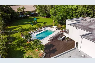 11861 NW 4th St, Plantation, FL 33325 - Photo 15