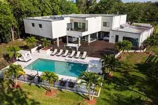 11861 NW 4th St, Plantation, FL 33325 - Photo 13