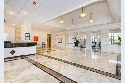 5700 Collins Ave #11A, Miami Beach, FL 33140 - Photo 19