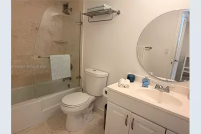 5700 Collins Ave #11A, Miami Beach, FL 33140 - Photo 13