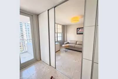 5700 Collins Ave #11A, Miami Beach, FL 33140 - Photo 19