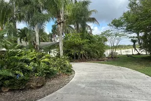 29400 SW 179th Ave, Homestead, FL 33030 - Photo 5