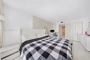 7601 E Treasure Dr, North Bay Village, FL 33141 - Photo 19