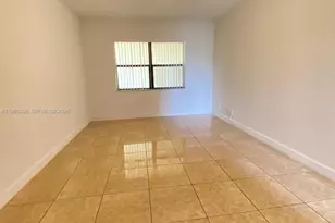 8290 Lake Dr, Doral, FL 33166 - Photo 13