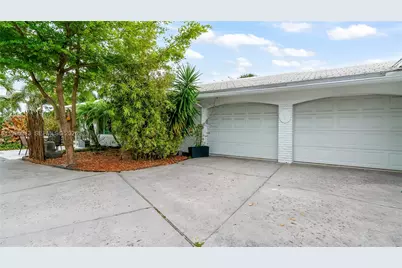 4512 Seagrape Dr #E2, Lauderdale by the Sea, FL 33308 - Photo 19