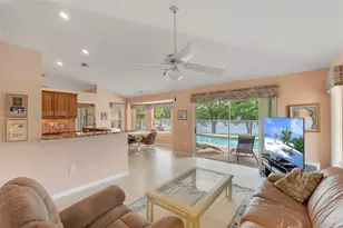 4927 NW 67th Ave, Lauderhill, FL 33319 - Photo 13