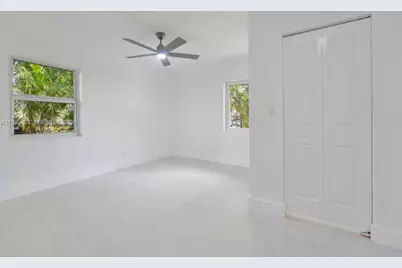 4053 SW 8th St, Plantation, FL 33317 - Photo 17