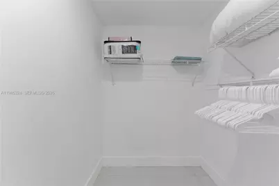 4053 SW 8th St, Plantation, FL 33317 - Photo 23