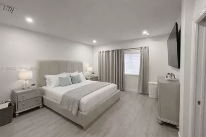 7031 SW 165th Ave, Miami, FL 33193 - Photo 11