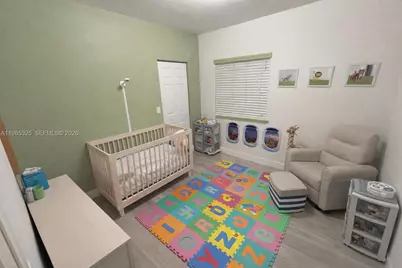 7031 SW 165th Ave, Miami, FL 33193 - Photo 9