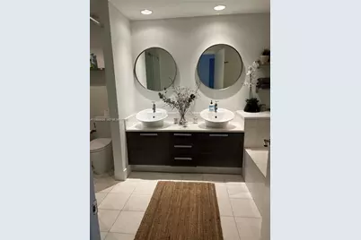 2950 NE 188th St #543, Aventura, FL 33180 - Photo 17