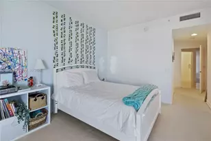 21050 Point Pl, Aventura, FL 33180 - Photo 17
