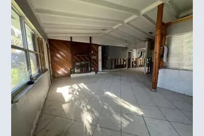 3661 Bernice Ln, Sarasota, FL 34238 - Photo 9