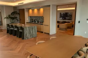 121 NE 5th St, Miami, FL 33132 - Photo 43