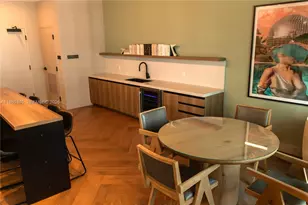 121 NE 5th St, Miami, FL 33132 - Photo 39