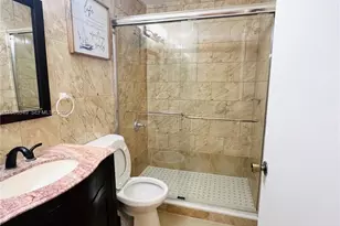 3380 NE 9th St, Homestead, FL 33033 - Photo 17