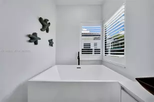 1550 SW 89th Ct, Miami, FL 33174 - Photo 39