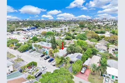 3042 NE 13th Ave, Oakland Park, FL 33334 - Photo 1