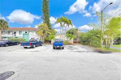 3042 NE 13th Ave, Oakland Park, FL 33334 - Photo 19