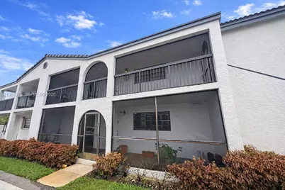 18216 Mediterranean Blvd #1-19, Hialeah, FL 33015 - Photo 3