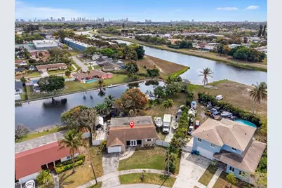 20211 NW 4th Ave, Miami Gardens, FL 33169 - Photo 3