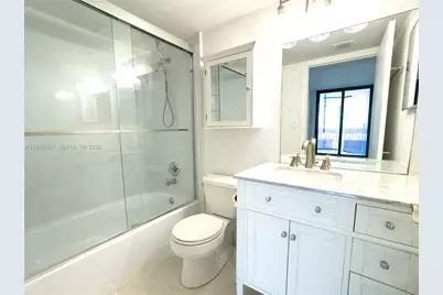 540 Brickell Key Dr #416, Miami, FL 33131 - Photo 7
