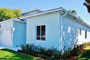 2640 NW 3rd St, Pompano Beach, FL 33069 - Photo 3