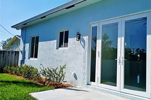 2640 NW 3rd St, Pompano Beach, FL 33069 - Photo 17