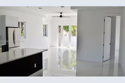 2640 NW 3rd St, Pompano Beach, FL 33069 - Photo 7