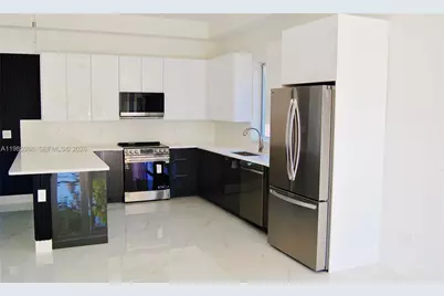2640 NW 3rd St, Pompano Beach, FL 33069 - Photo 3