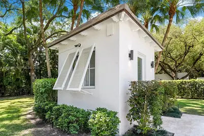 4550 Sunset Dr, Coral Gables, FL 33143 - Photo 11